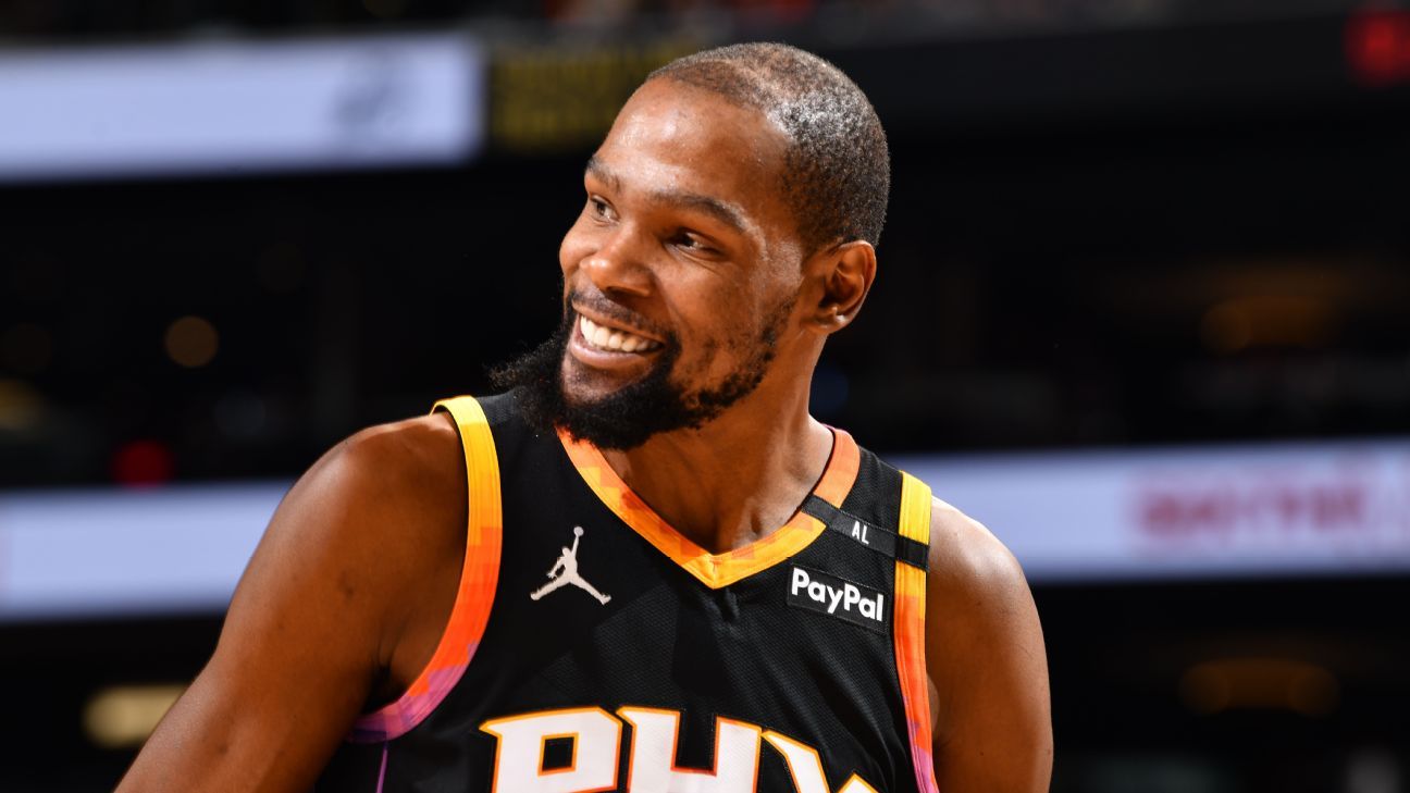 他打進兩球 他打進兩球