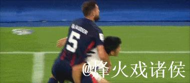 亚冠-陈威12次扑救 上海海港客场0-0逼平柔佛新山